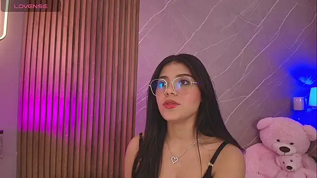 ariana_jhonson1 live cam on StripChat