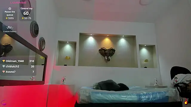 happy_hot7 live cam on StripChat