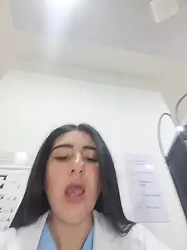 CAROLINE__07 live webcam
