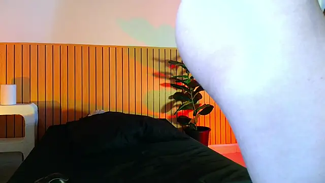 emma_web_ live cam on StripChat