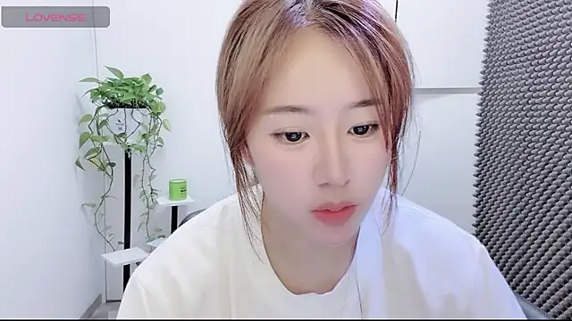 Baixi-01 live cam on StripChat
