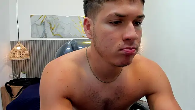 alessandrofranco - AlessandroFranco's free webcam - UK Sex Cams