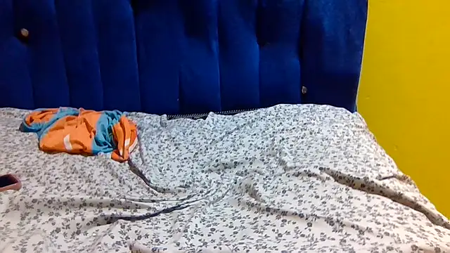 Busty_Princess live cam on StripChat