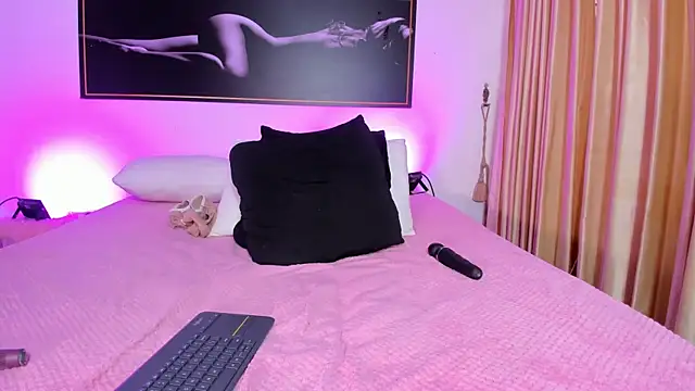 Keendall-parker live cam on StripChat