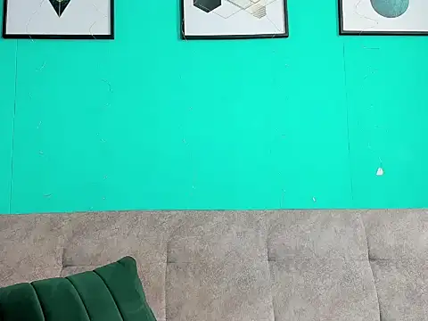 MaikolOrtizz live cam on StripChat