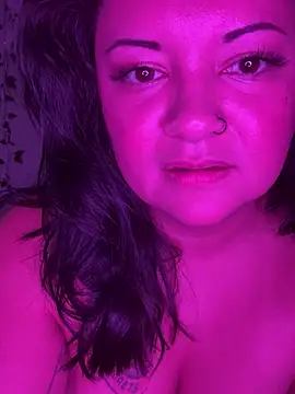 lynnnn964 live cam on StripChat