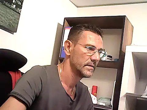 mastercharisma35 webcam