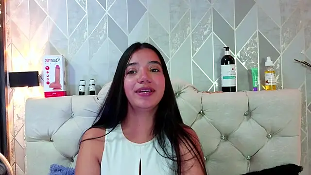 Zaira_bonny live cam on StripChat