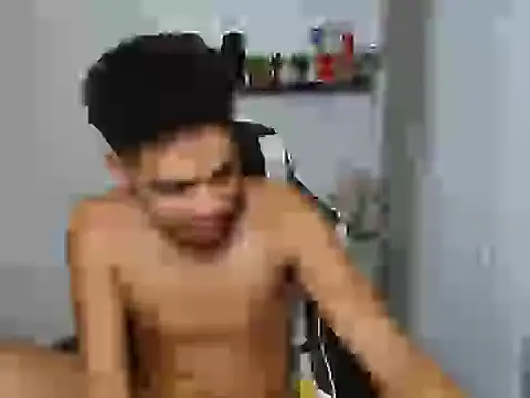 curlyasian_njxx webcam