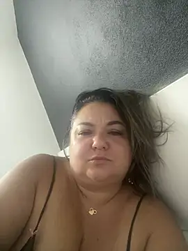 MikyVesela webcam