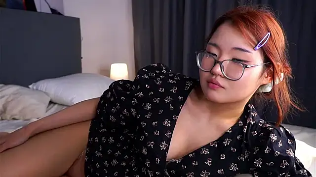 NelleMihalko webcam