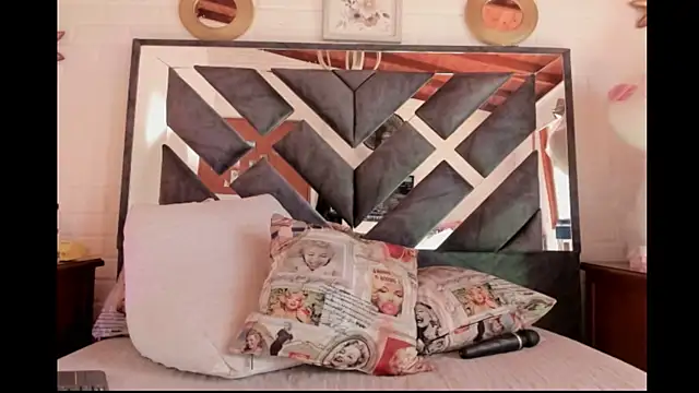 annie_vega17_ webcam