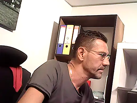 mastercharisma35 webcam