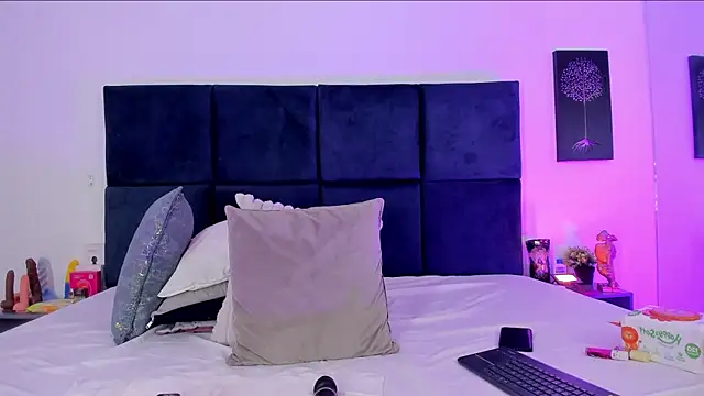 april_jones05 webcam