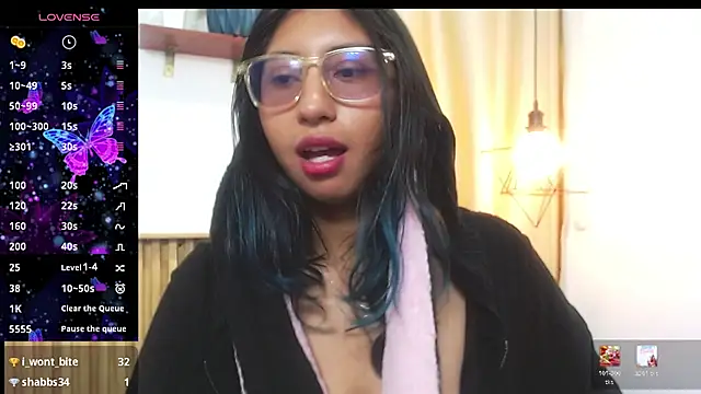 Violet_2003 webcam