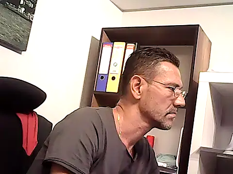 mastercharisma35 webcam