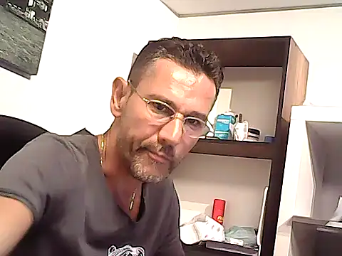 mastercharisma35 webcam
