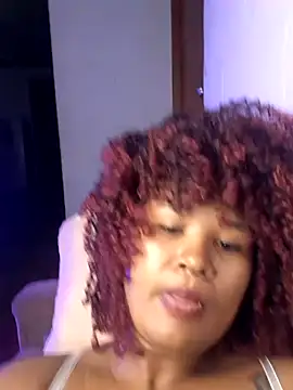 Leana25