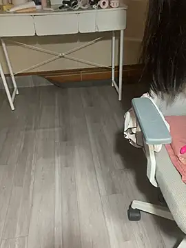 Mina048 webcam