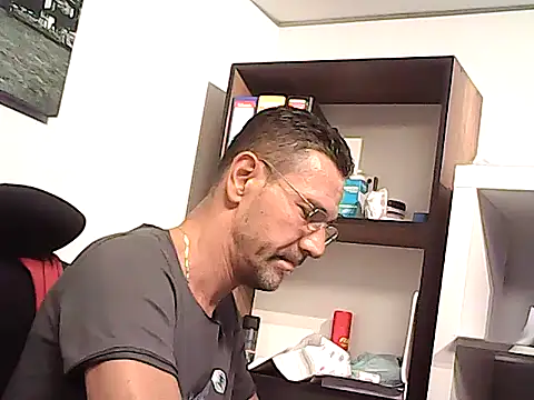 mastercharisma35 webcam