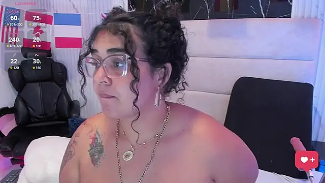Reginavegaa Live Web Cam Show