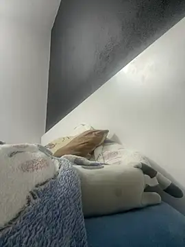 MikyVesela webcam