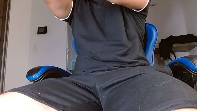 SexyBoy-Bigclit live cam on StripChat