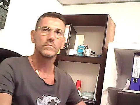 mastercharisma35 webcam