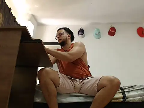 cloudsxxx webcam