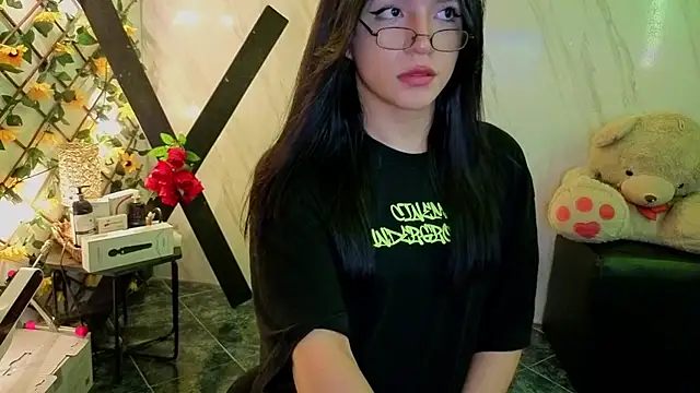 jeimy_garcia live cam on StripChat