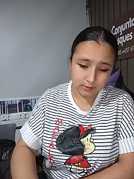Cute_Penelope webcam