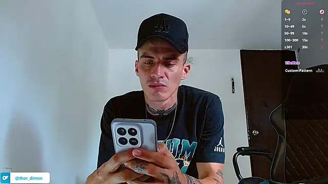 bray_hotboy777 webcam
