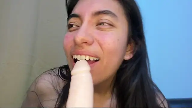 Sara-shely webcam