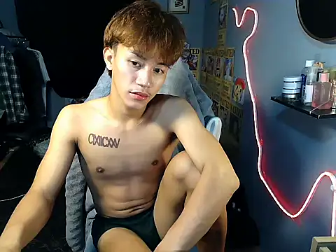 naughtyboyloy_0 webcam