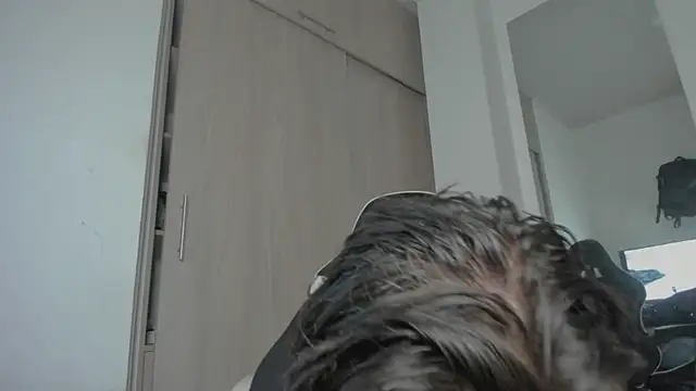 Axel__Blaze live cam on StripChat