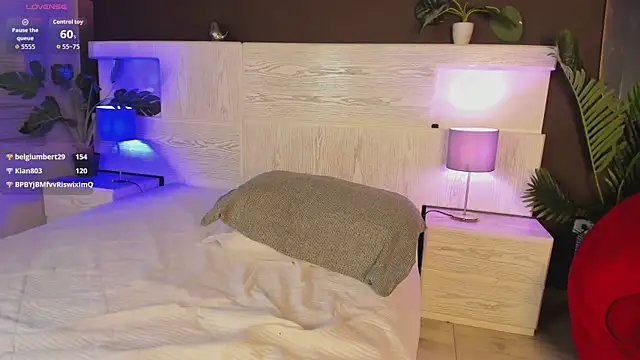 angelina_hilton webcam