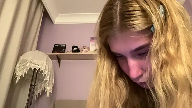 MyraCadoff webcam