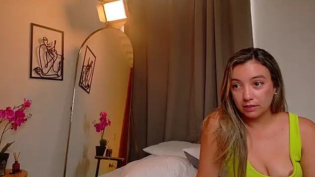 EmmaMon webcam