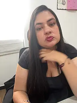 Antonella_Bernal_ webcam