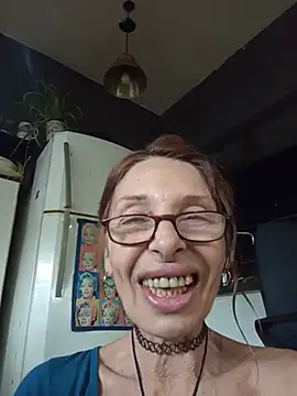 frozenwaffle - FrozenWaffle's free webcam - UK Sex Cams