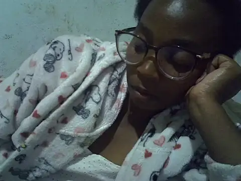 ElianeHot webcam