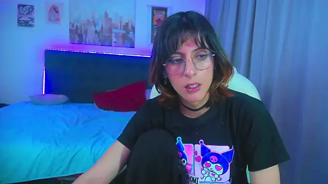 goth_minerva Live Web Cam Show