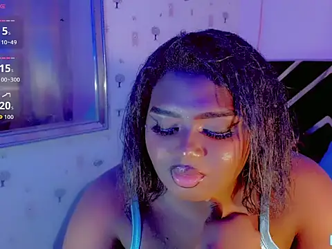 Hugemonsterblack webcam