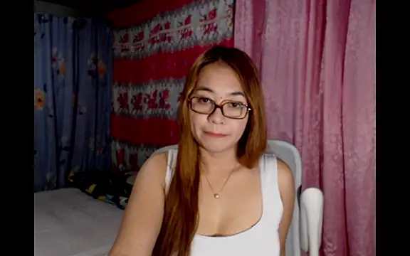 xxseducemaexx webcam