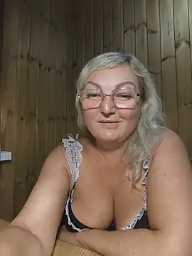 White-Chocolatte webcam