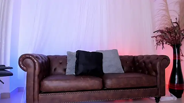 ScarlettVesper33 Live Web Cam Show