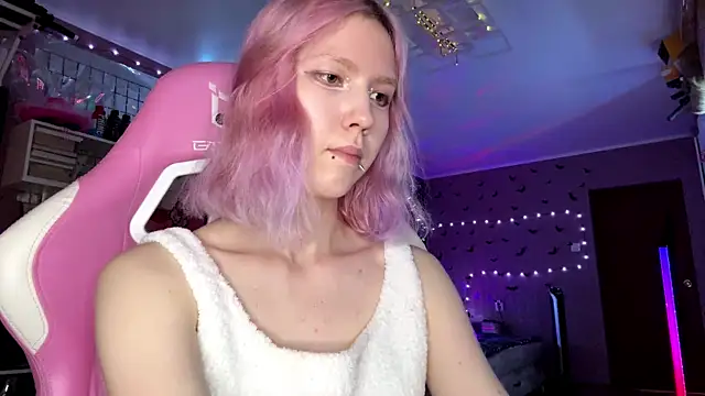 lonely_bunny webcam