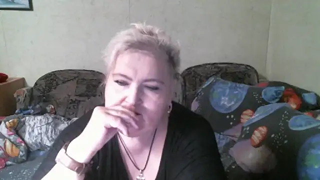 lana555 - Lana555's free webcam - UK Sex Cams