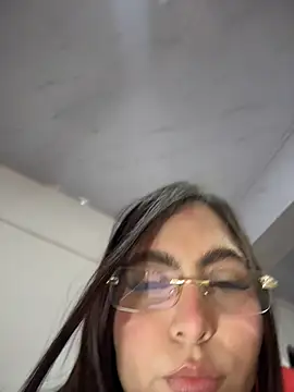 Sarahballiston_ Live Web Cam Show