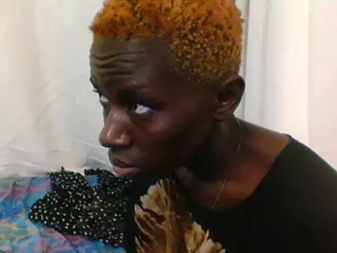 Goldy_petite